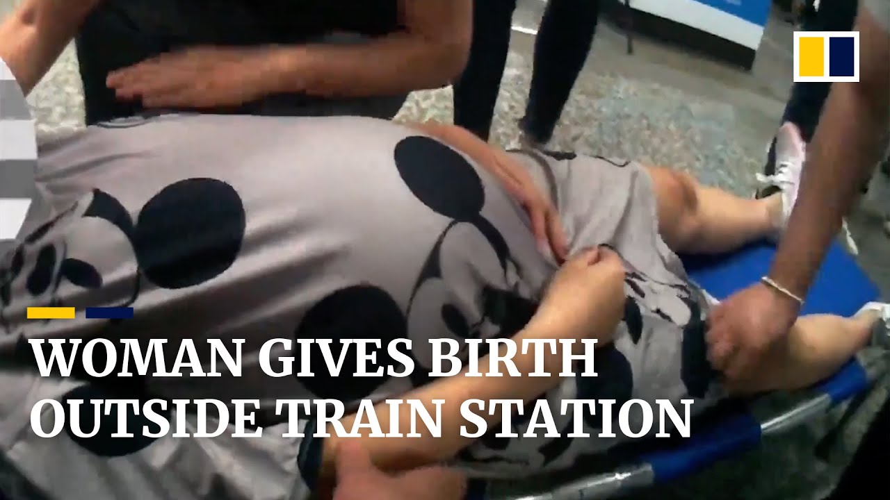 Woman gives birth outside train station in China - The Global Herald