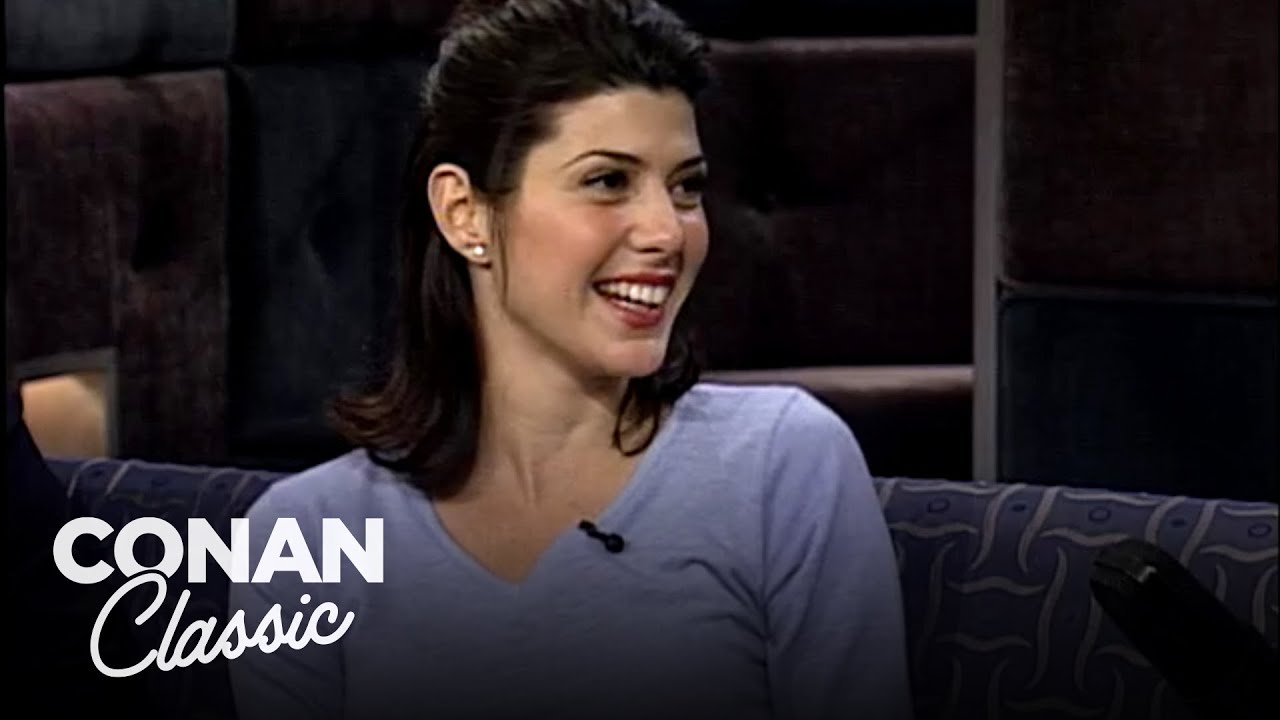 Marisa Tomei Keeps Her Oscar In The Bathroom Late Night with Conan O