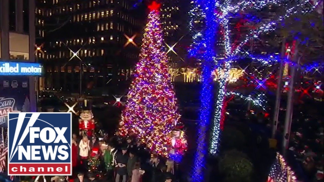 ‘The Five’ kick off an ‘AllAmerican Christmas Tree' relighting