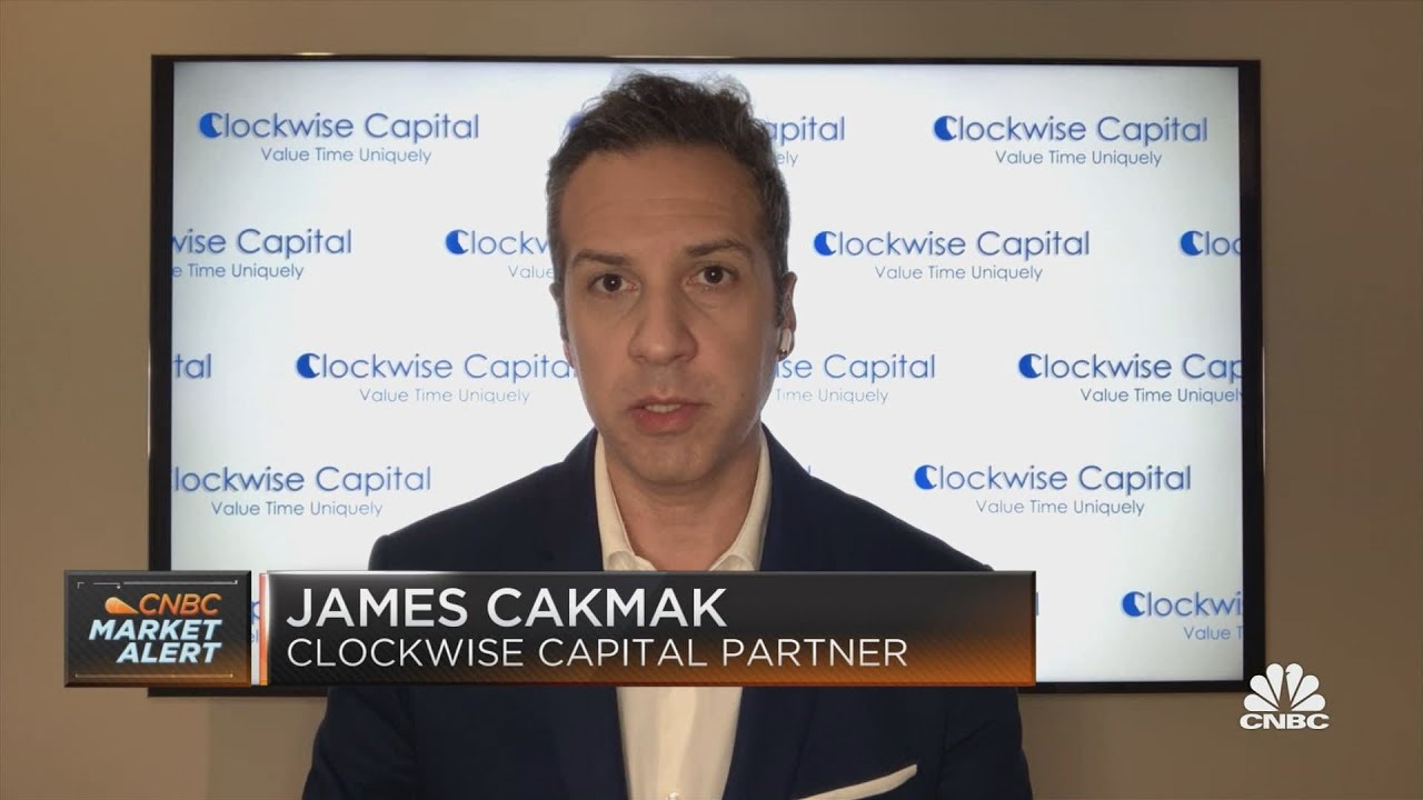 Clockwise Capital's 2026 Tech Trade Strategy: Overweight AAPL, MU, AVGO Amid Tail Risk Concerns