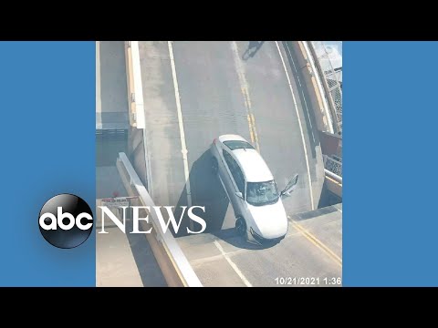 Drawbridge Opens While Driver Still Inside Car The Global Herald