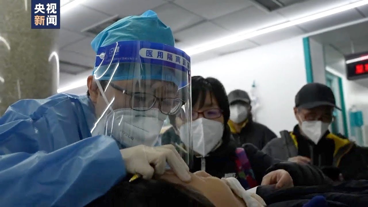 Frontline doctors treat surging patients despite fever and cough - The ...