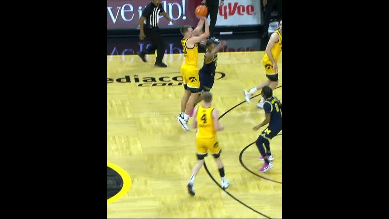 4-POINT PLAY TO HELP SEND IT TO OVERTIME‼ | #shorts - The Global Herald
