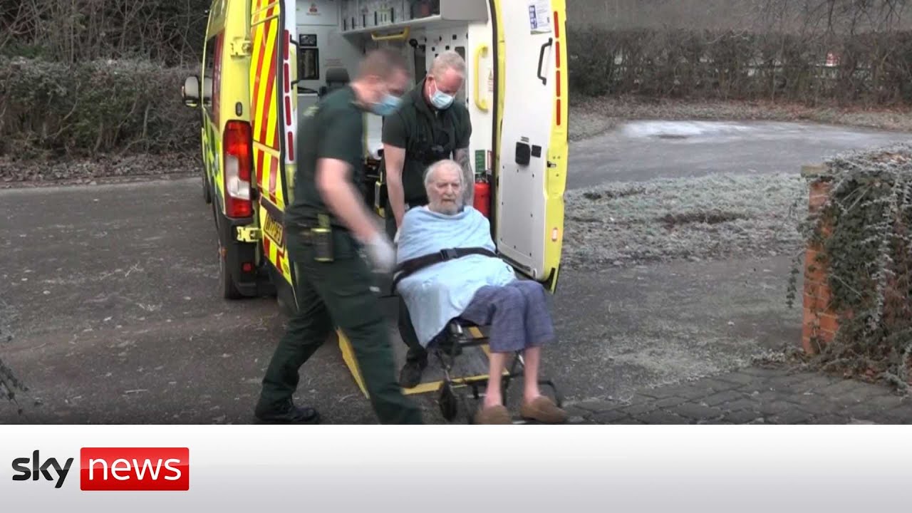 NHS What a 12hour paramedic shift is really like The Global Herald