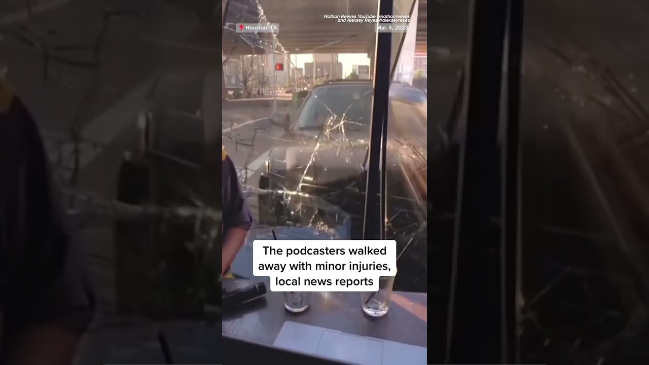 car #crashes into a #coffee shop - The Global Herald