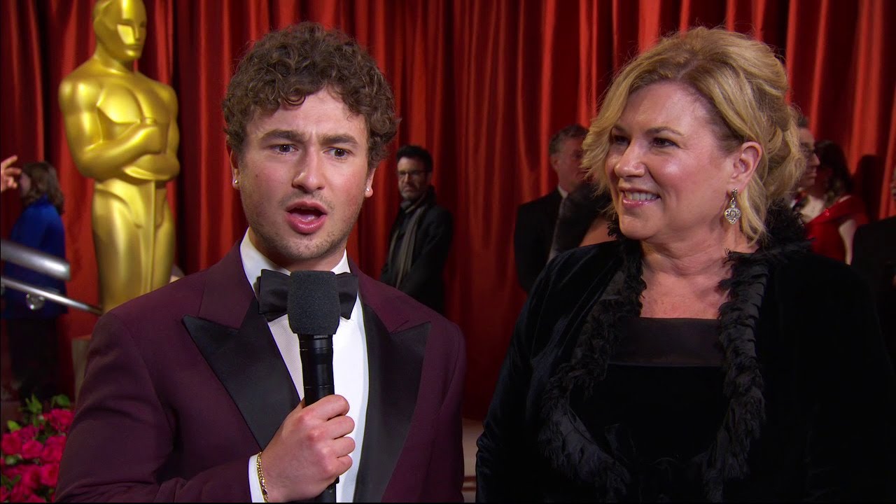 Gabriel Labelle Oscars 2023 Red Carpet Interview - The Global Herald