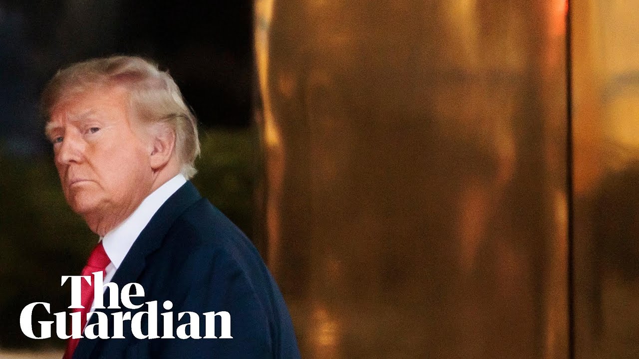 Donald Trump arrives in New York ahead of his appearance on Tuesday in ...