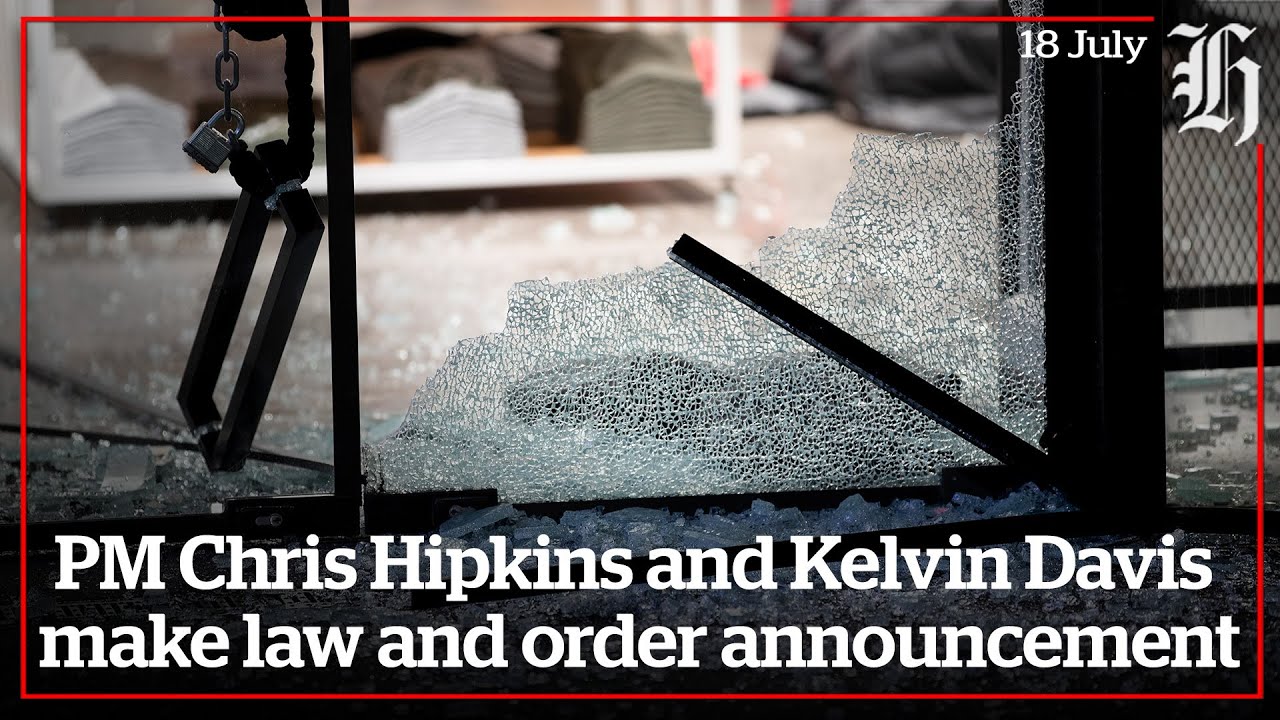 PM Chris Hipkins and Kelvin Davis make law and order announcement