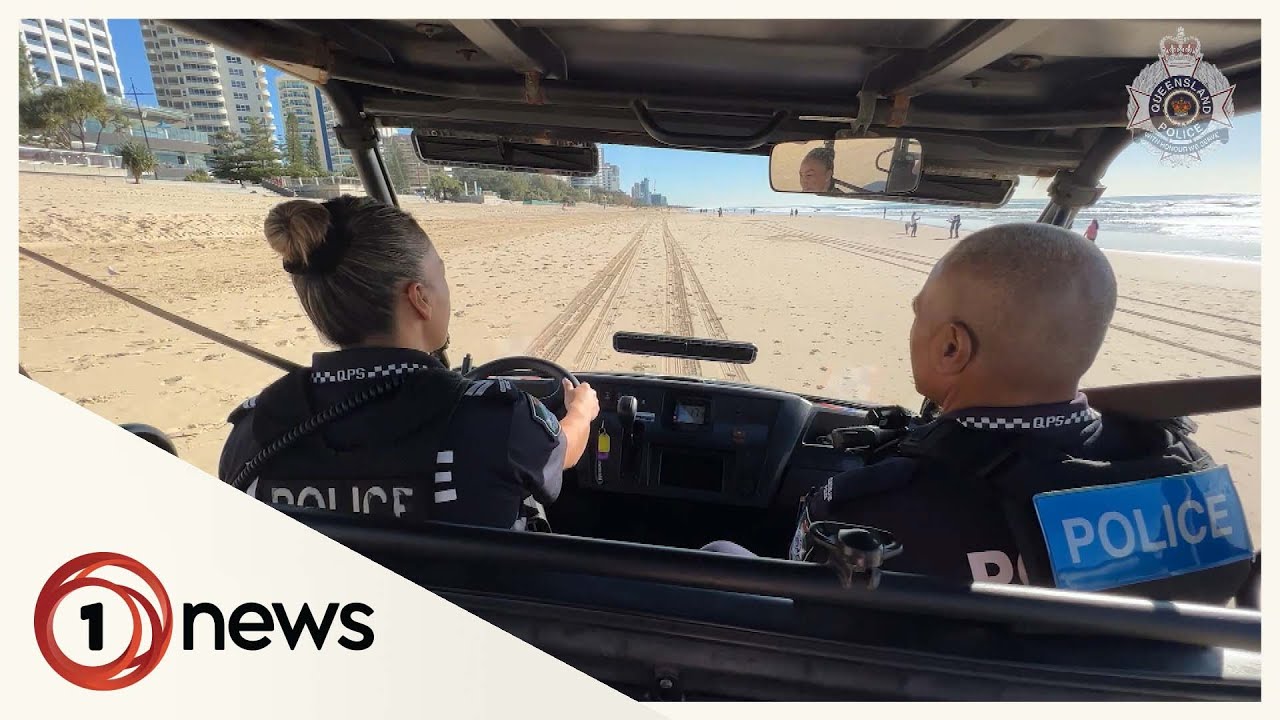 Fears ‘hundreds’ of NZ police officers could leave to Queensland