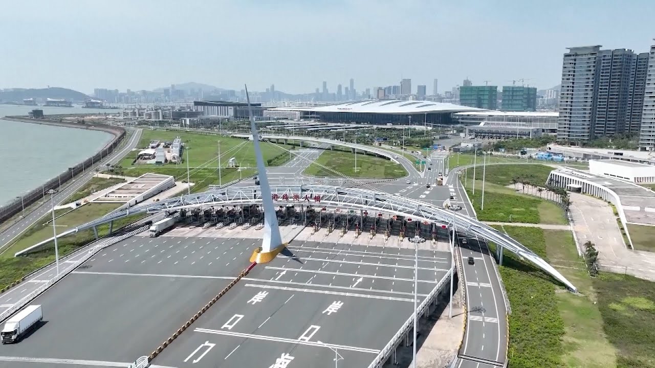HK-Zhuhai-Macao Bridge facilitates 'one-hour life circle' in GBA - The ...